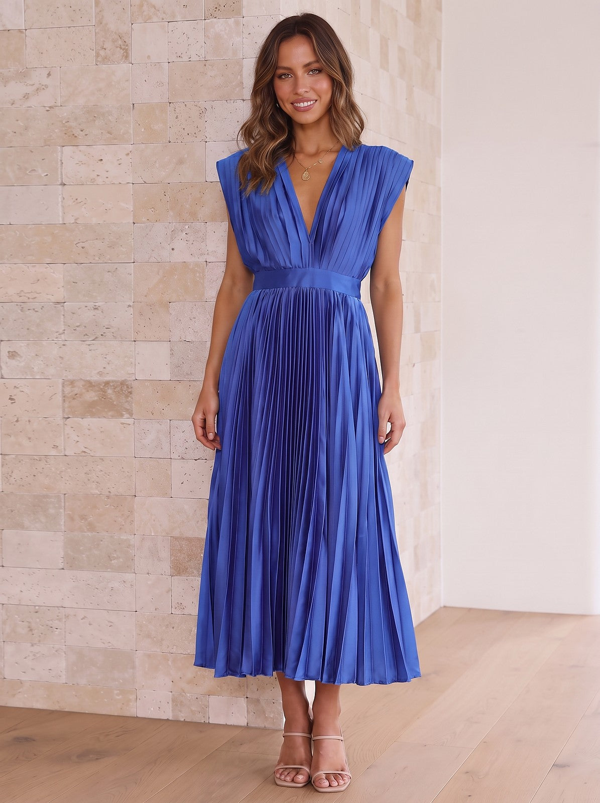 Robe Cocktail Plissée à Col V Femme