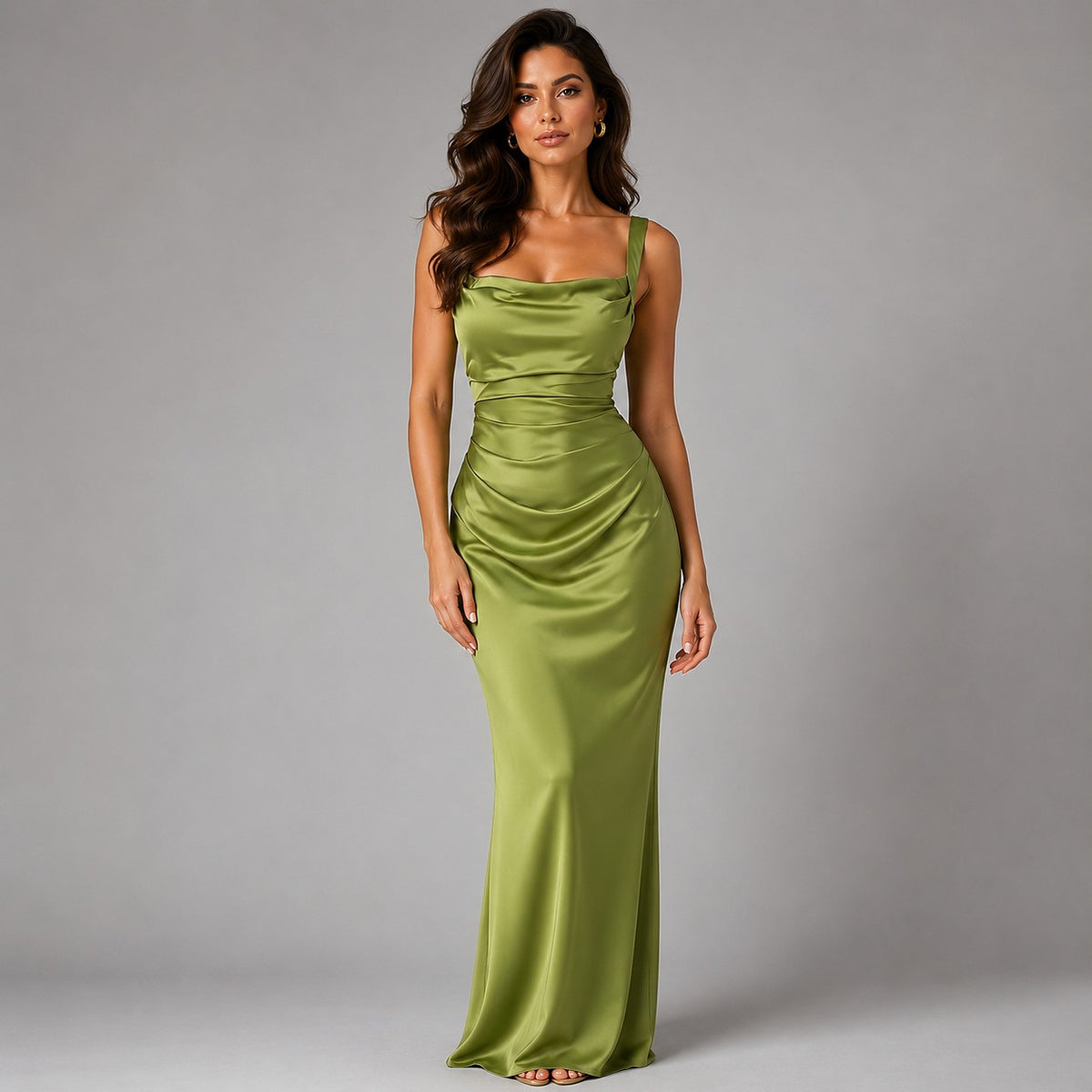 Robe Longue Satinée Femme à Col Carré