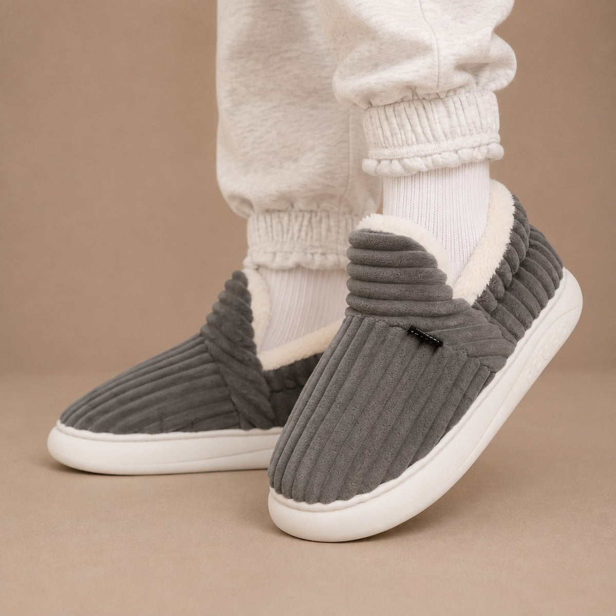Chaussons Montants Fourrés Femme à Semelle Épaisse