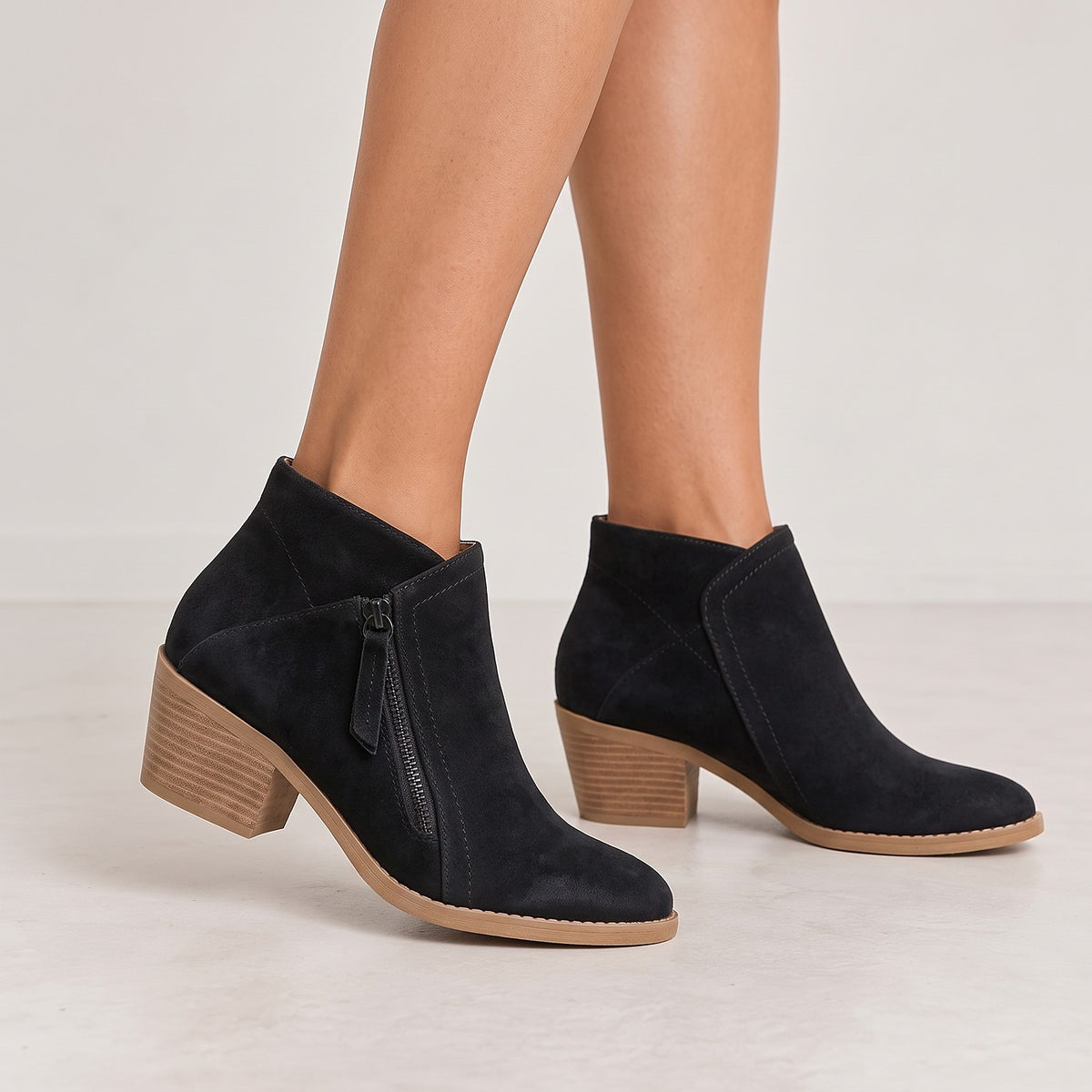 Bottines Zippées Femme à Talon Carré
