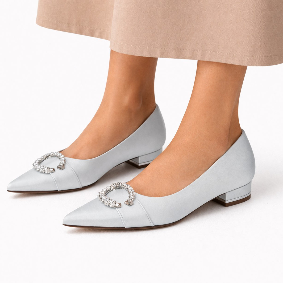 Ballerines Pointues Satin Femme à Boucle Strass