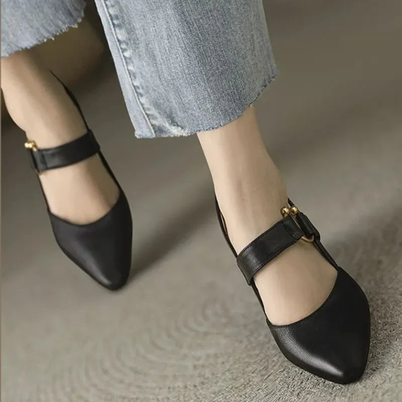 https://cdn.shopify.com/s/files/1/0823/9864/2401/files/Divina04.jpg?v=1776266715