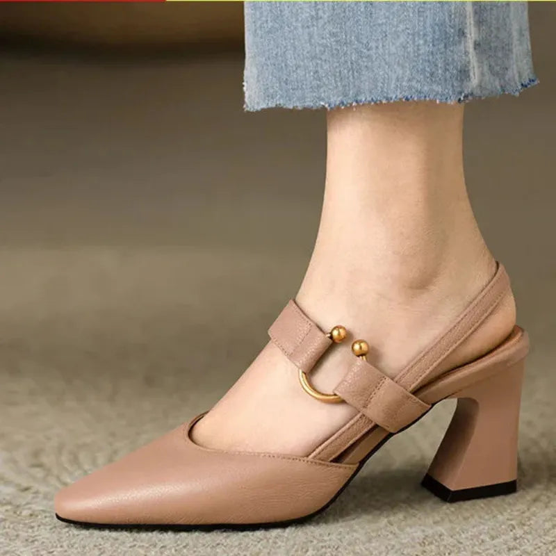 https://cdn.shopify.com/s/files/1/0823/9864/2401/files/Divina06.jpg?v=1776266715