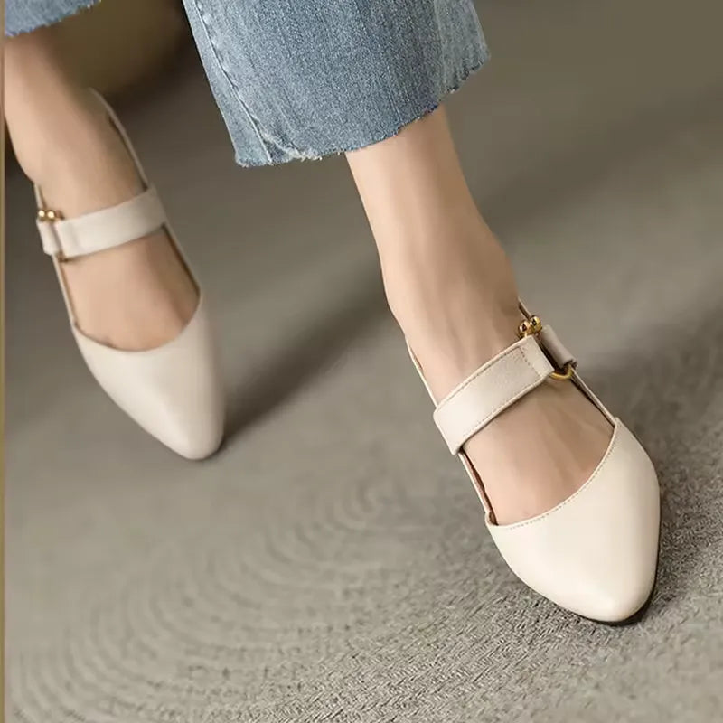 https://cdn.shopify.com/s/files/1/0823/9864/2401/files/Divina09.jpg?v=1776266715