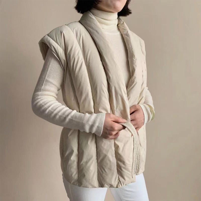 https://cdn.shopify.com/s/files/1/0823/9864/2401/files/MarveilFurCollaredAviatorJacket1_c827765a-c6c8-451f-80be-3037433d8d7d.jpg?v=1776267012