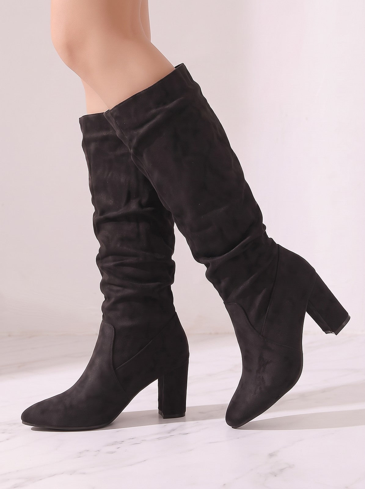 Bottes Effet Daim Femme à Talon Carré