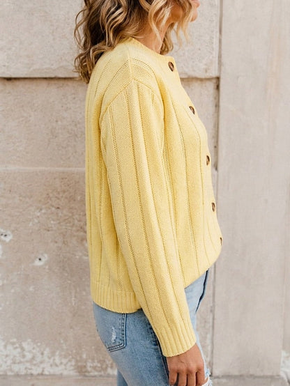 Ribstrikket cardigan med rund hals