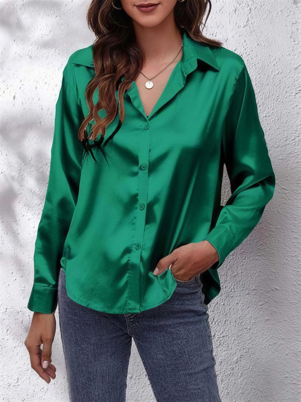 Chemise en Satin Femme à Col Pointu