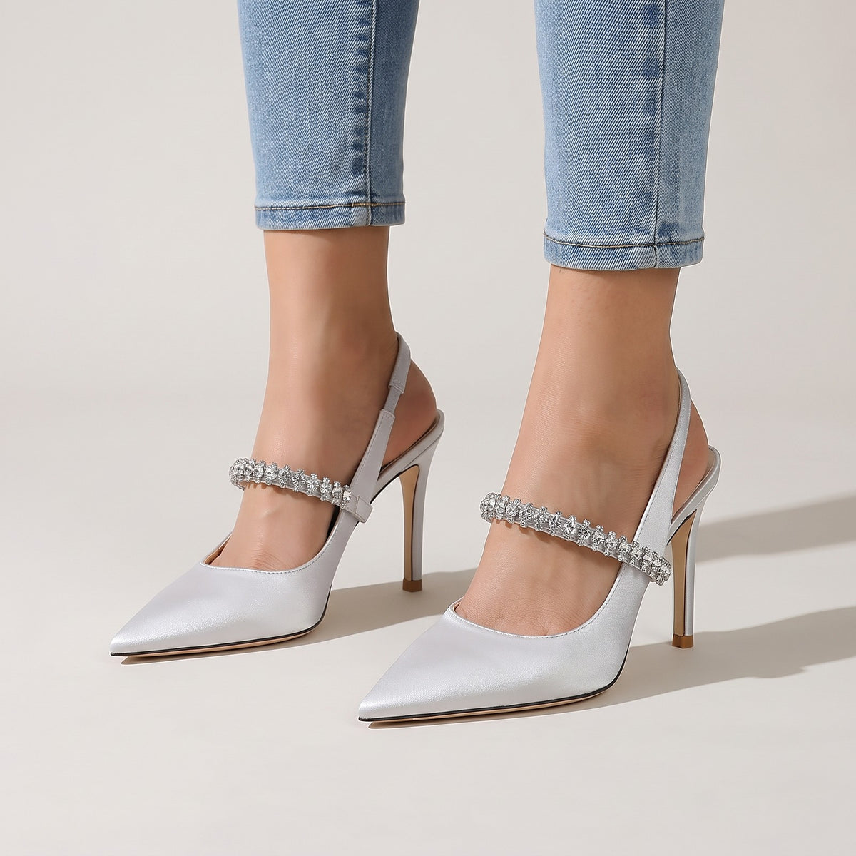 Escarpins Satin Femme à Talon Aiguille