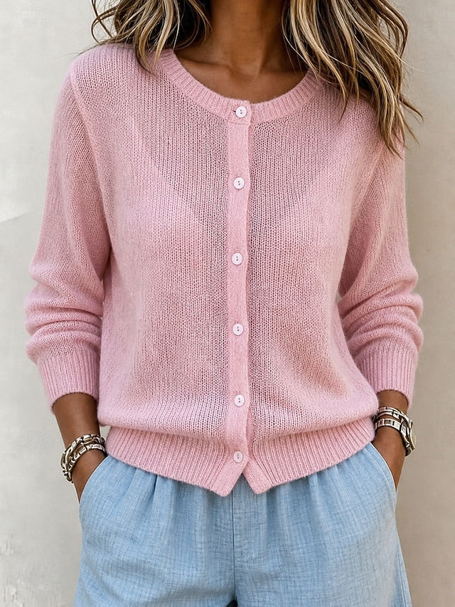 Let cardigan med fine knapper